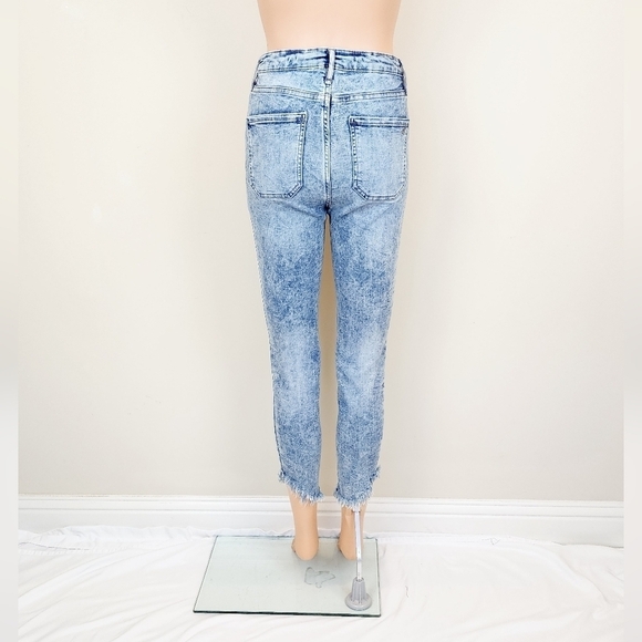 William Rast By Justine Timberlake & Tracy Ayala High Rise Crop Jeans - Picture 4 of 11